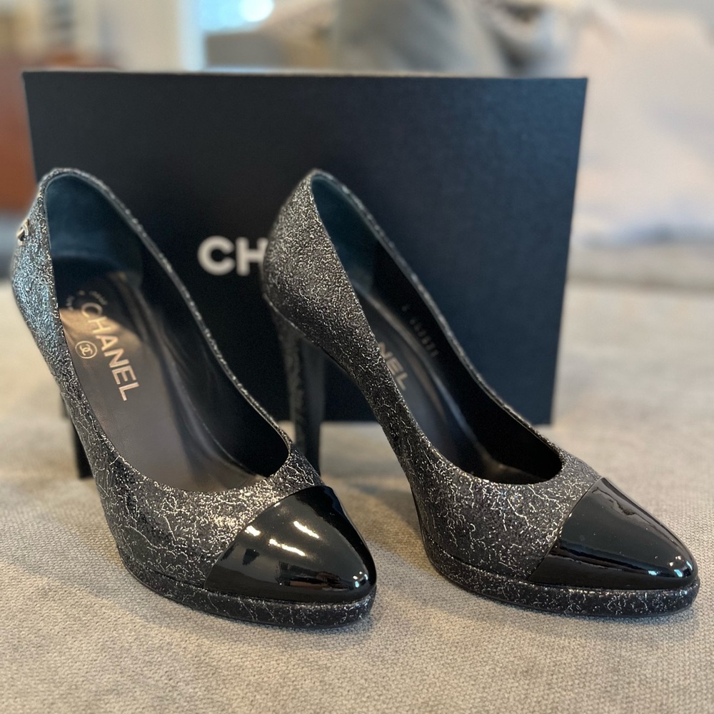 AUTHENTIC CHANEL ESCARPINS